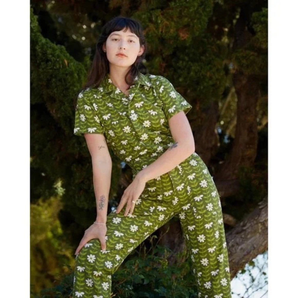 Big bud press green daisy chain jumpsuit in size small
